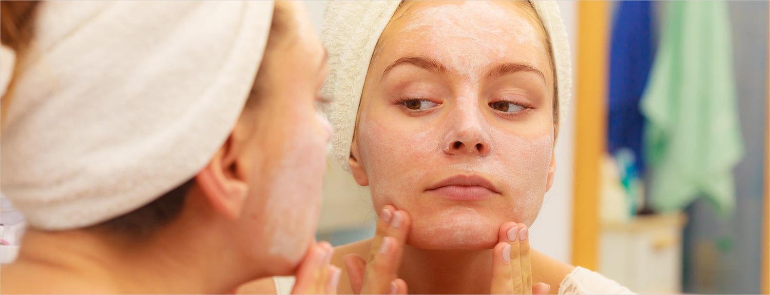 The 17 Best At-Home Chemical Peels (and Why You Need One) - The Dermatology  Review